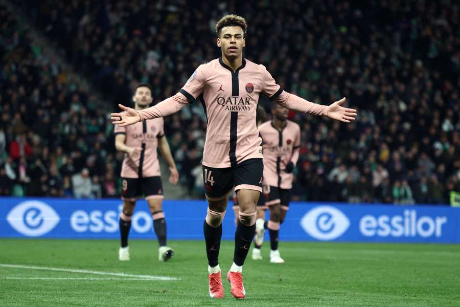 Veľkú zásluhu na forme PSG má mladík Désiré Doué.