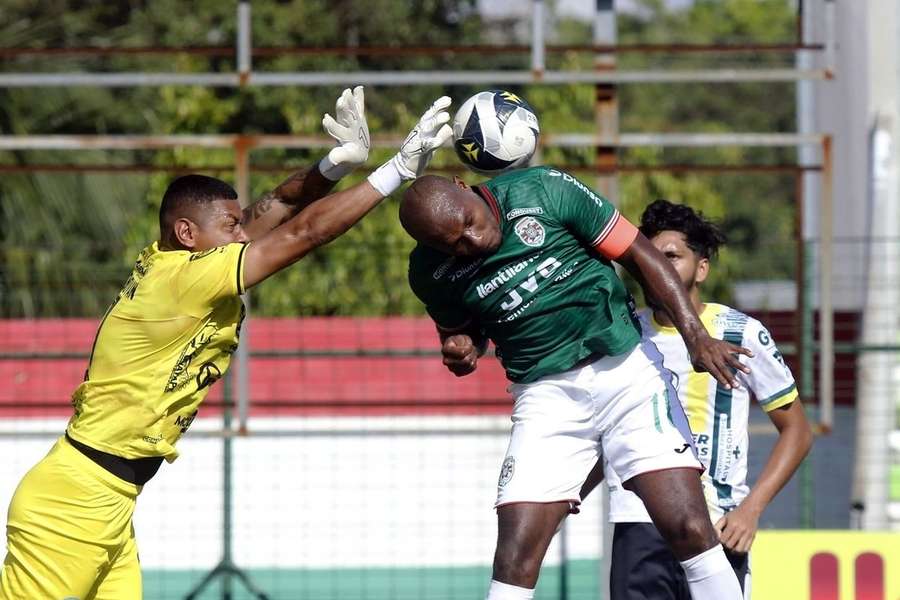 Juan Anangonó foi dispensado pelo clube