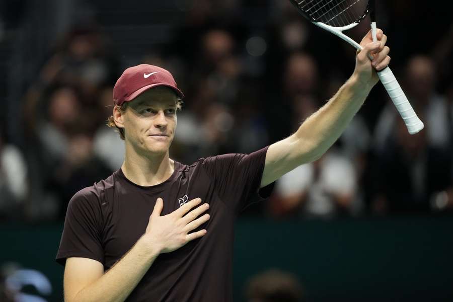 Jannik Sinner ovládl poslední Masters sezony v Paříži.