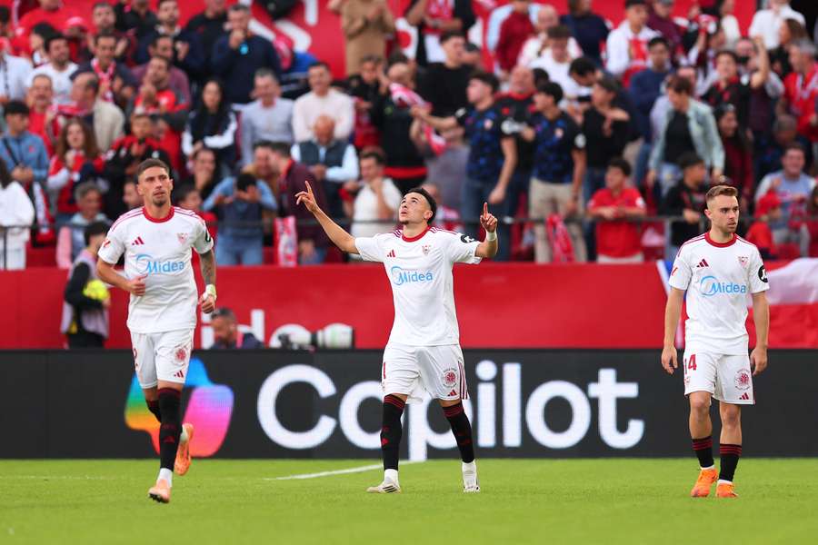 Vargas marcó el gol del triunfo sevillista