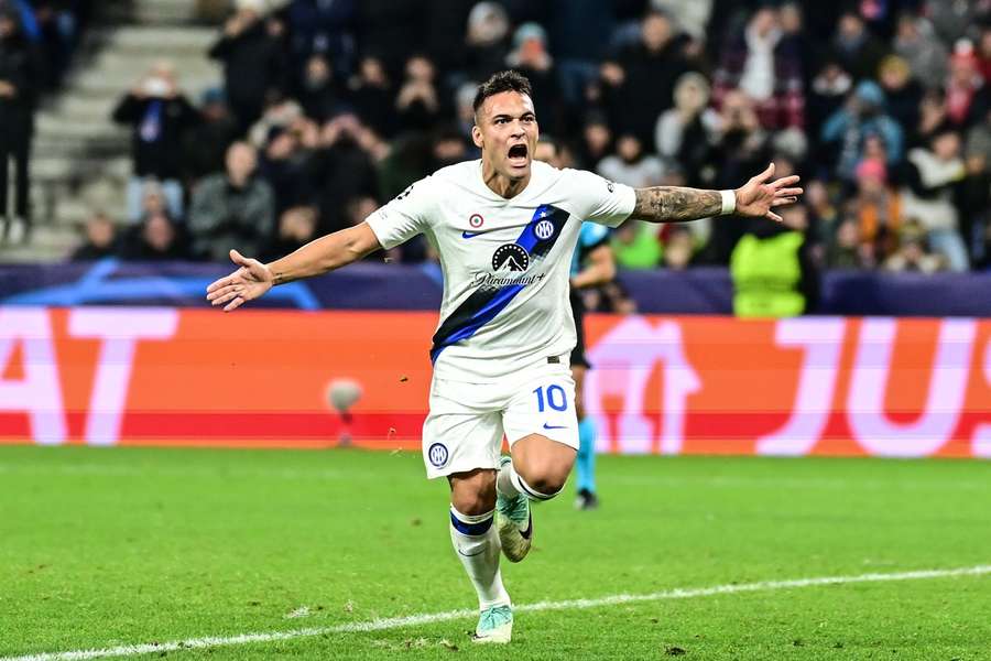 Lautaro celebra el gol del triunfo del Inter en Salzburgo