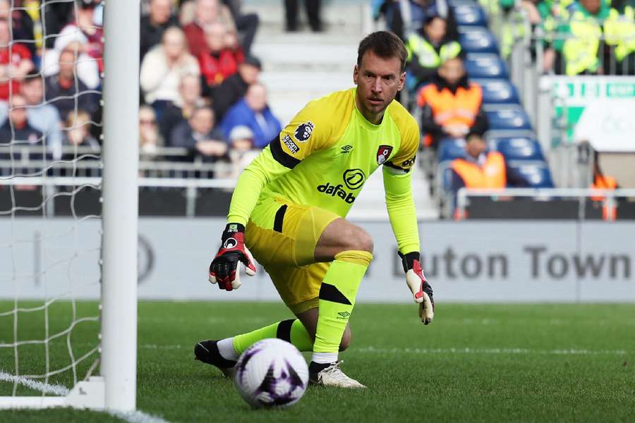 Bournemouth keeper Neto in action 