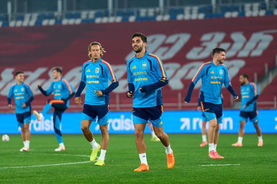 Llorente e Ferran, durante o treino antes do confronto com a Geórgia Llorente e Ferran, durante o treino antes do confronto com a Geórgia