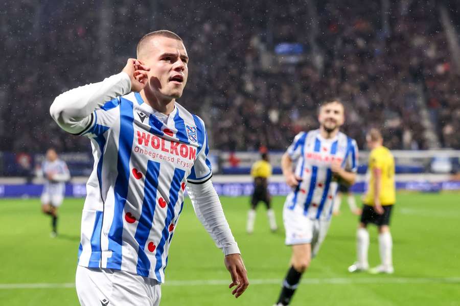 Václav Sejk slaví gól v zápase s Bredou. Václav Sejk slaví gól v zápase s Bredou.