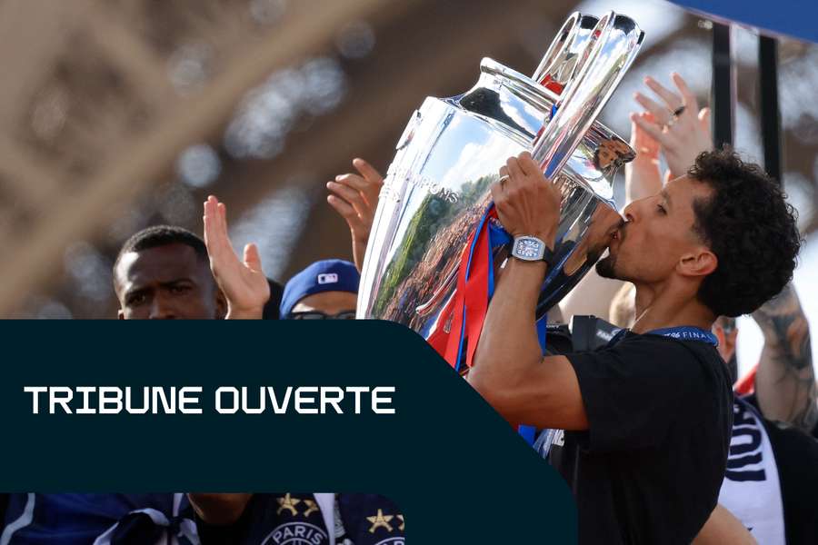 Marquinhos et les Parisiens sur le Champ-de-Mars dimanche.