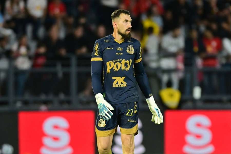 Walter estreou pelo Mirassol no jogo contra o Bragantino Walter estreou pelo Mirassol no jogo contra o Bragantino