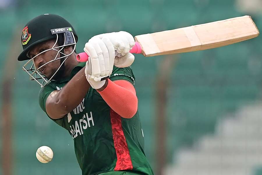 Rony powered Bangladesh to 207-5 against Ireland before the break