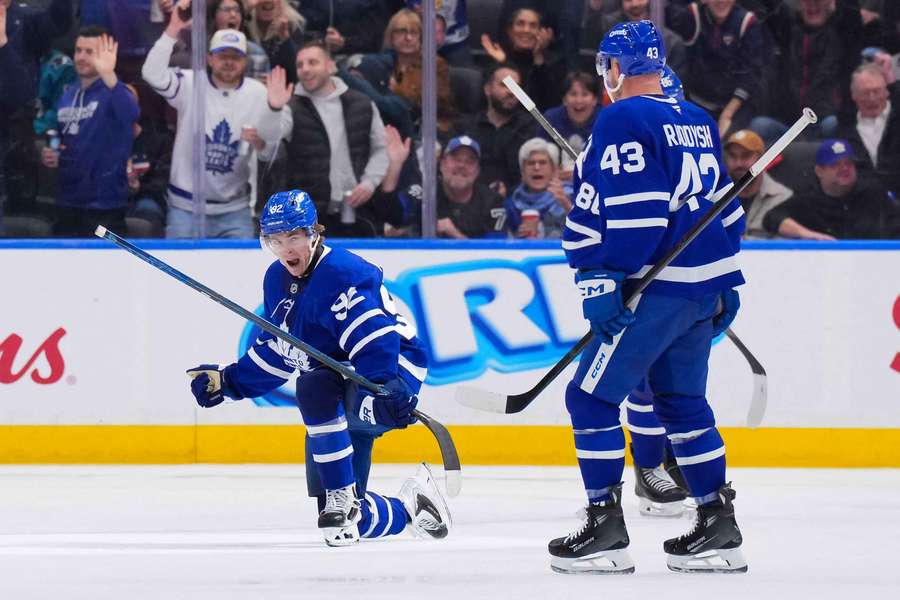 Gavin McKenna strelil víťazný gól Toronta.