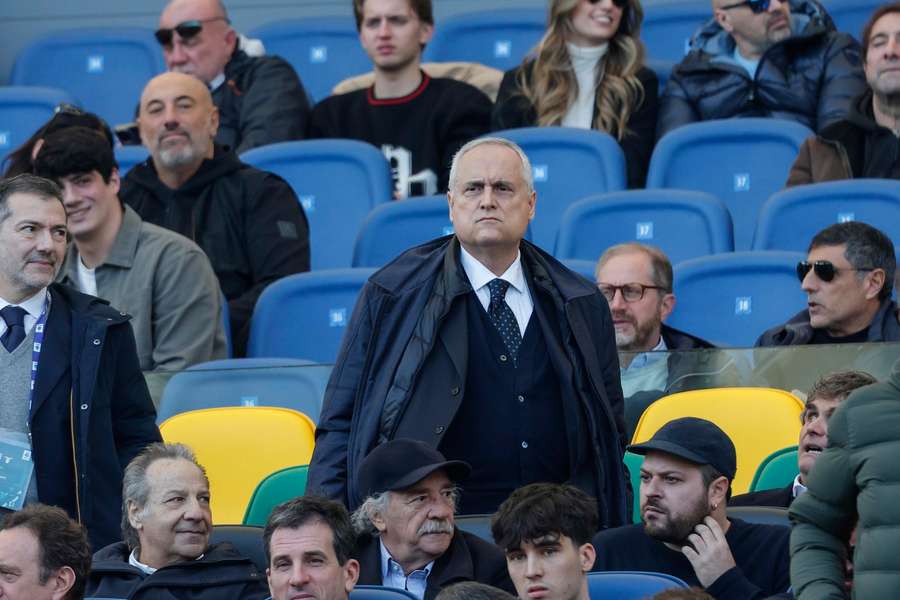 O presidente da Lazio foi surpreendido por Sarri