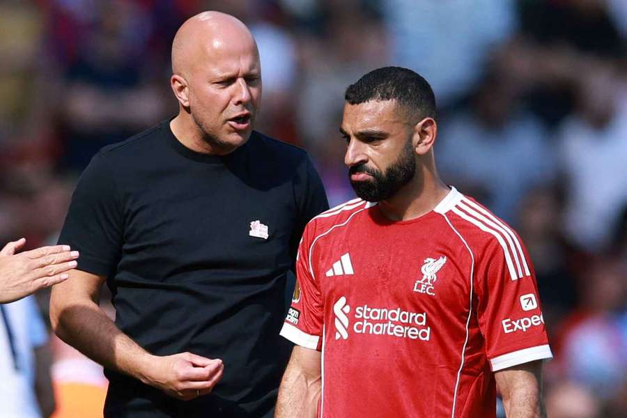 Slot speaking to Salah Slot speaking to Salah