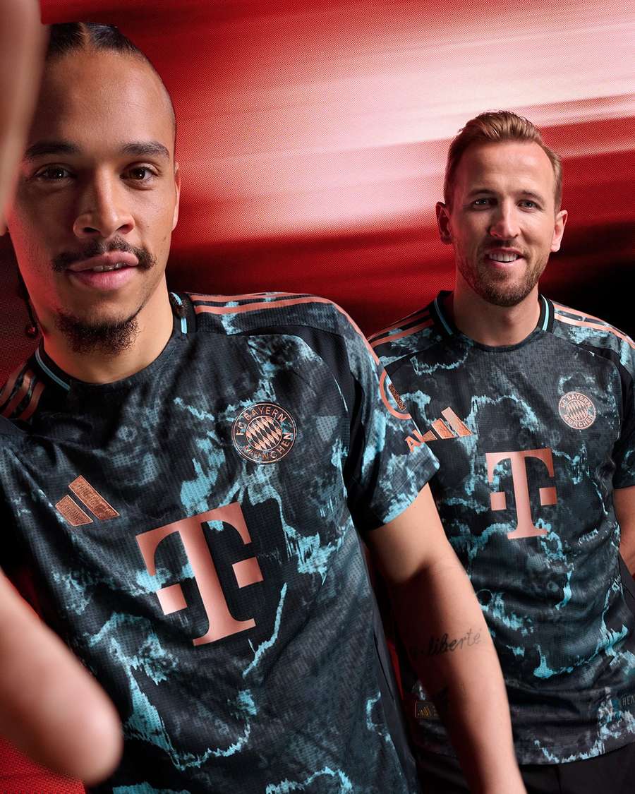 Bayern Munich away kit