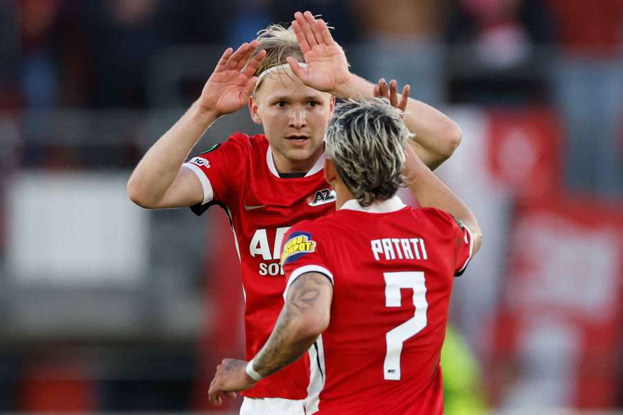 Šín slaví gól s Patatim.