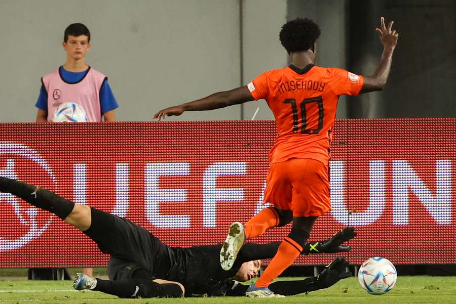 Gabriel Misehouy is een van de zes Ajacieden die behoort tot de voorselectie