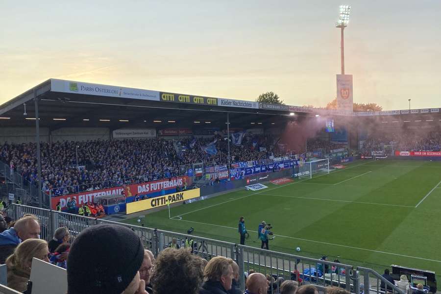 LIVE FROM HOLSTEIN: Kane hits Bayern Munich hat-trick as Kieler players admit "we s*** our pants!"