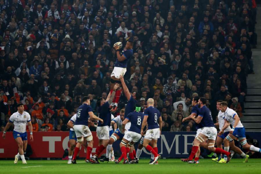France's Cameron Woki in action