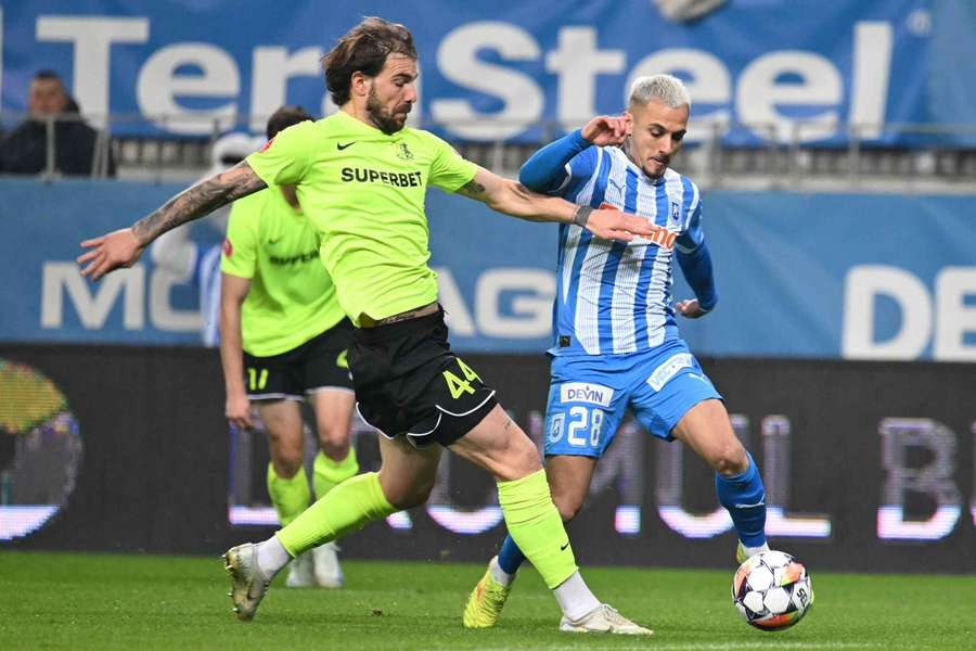 Alex Mitriță a marcat golul de 3 puncte pentru Univ Craiova în duelul cu Farul