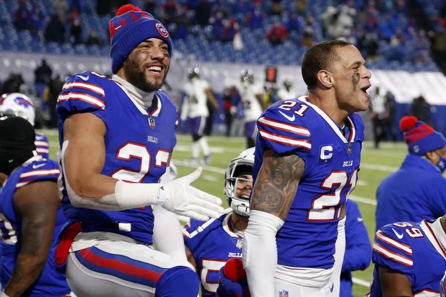 Jordan Poyer y Micah Hyde jugaron sus últimos partidos con los Bills