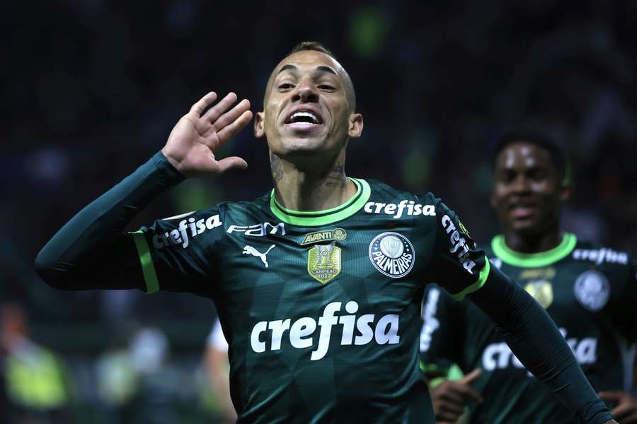 Breno Lopes salvou o Palmeiras no fim