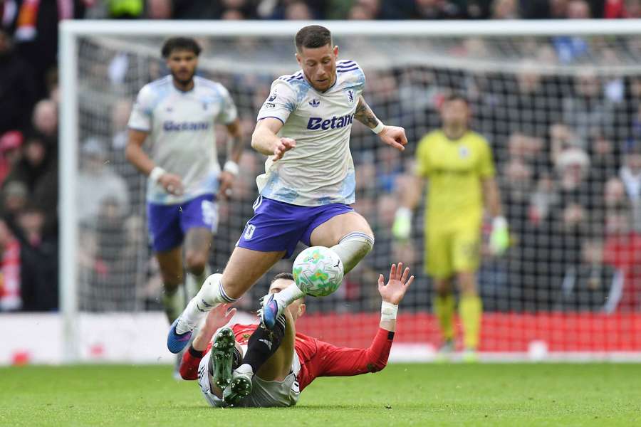 Villa midfielder Barkley: McGinn return can changes things for better