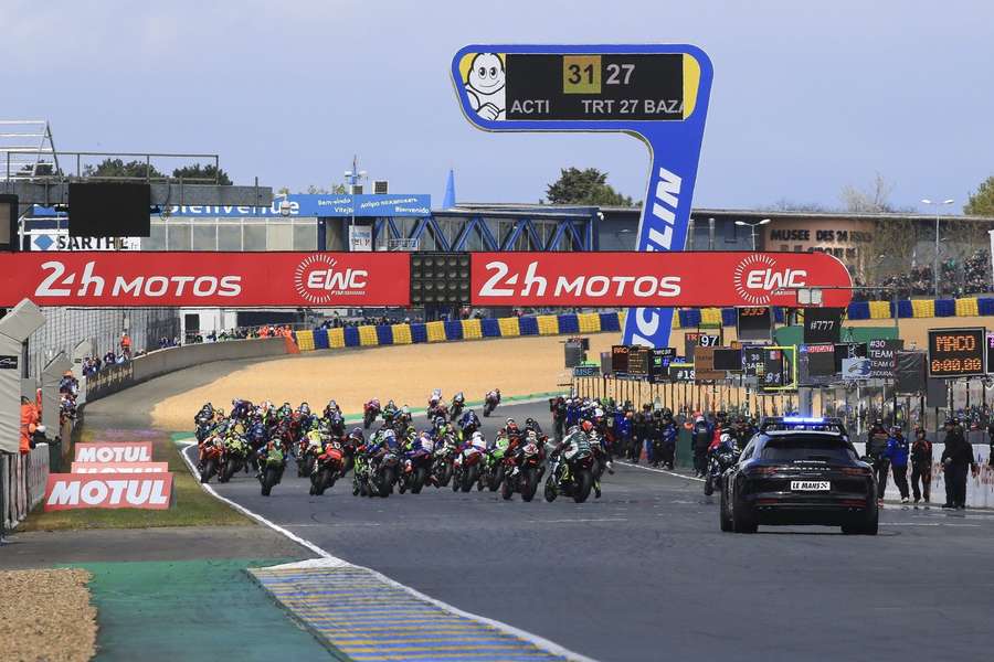 Le départ des 24h Motos ce samedi à 15h00.