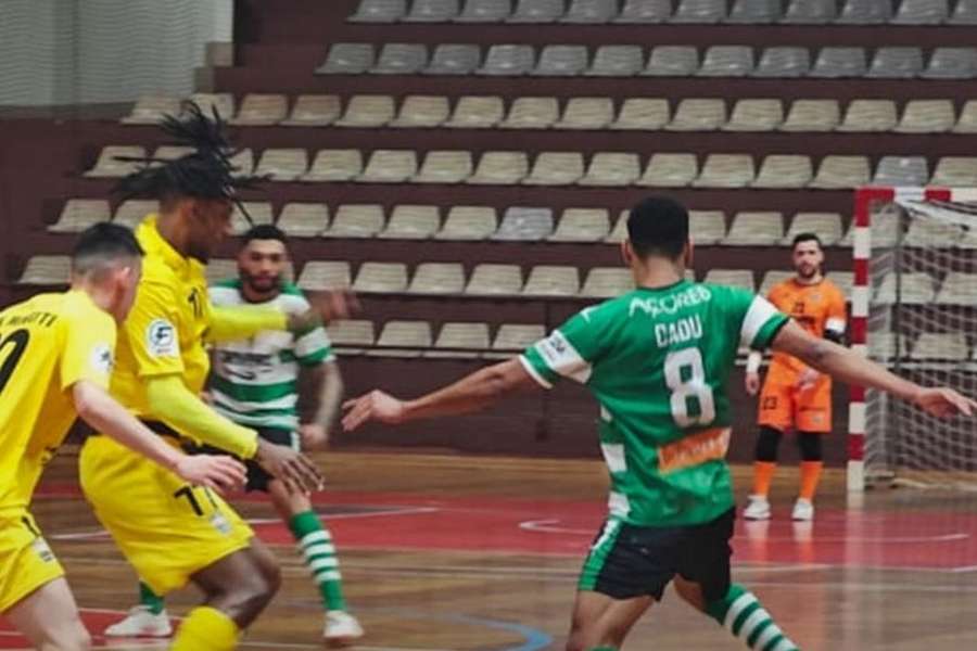 Ferreira do Zêzere venceu Lusitânia em Angra do Heroísmo