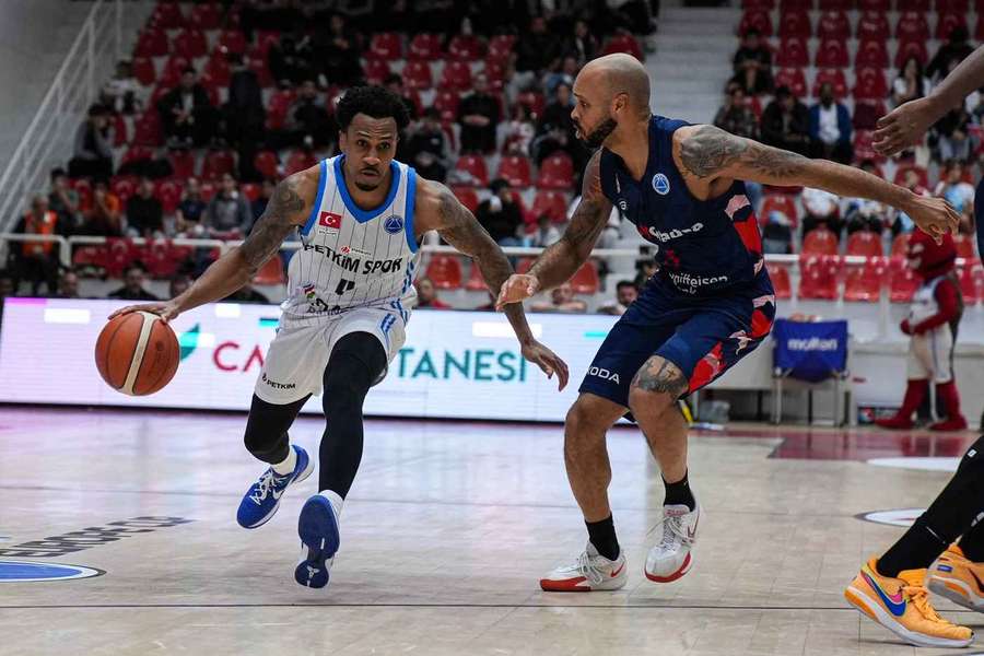 Aliaga Petkimspor vs. CSM Oradea