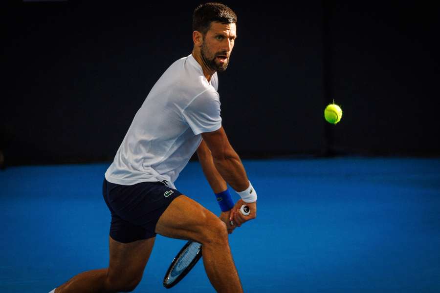 Novak Djokovic se montează înainte de turneul de la Brisbane