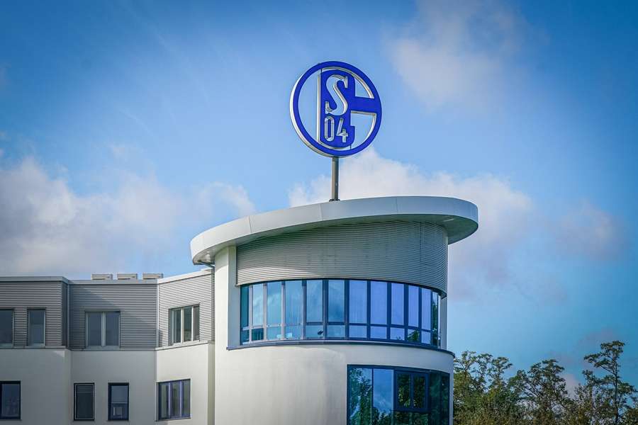 Schalke 04 lida com problema financeiro 