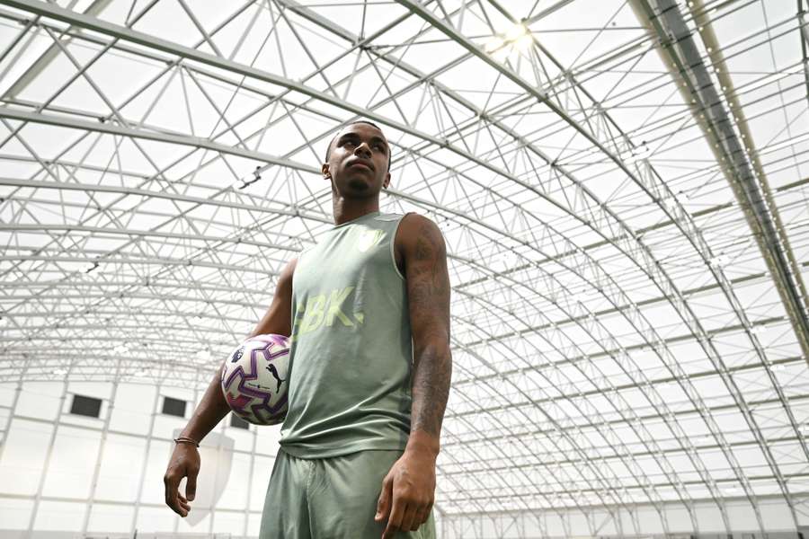 Entre "rêve", spleen et rebond, Junior Kroupi raconte sa Premier League