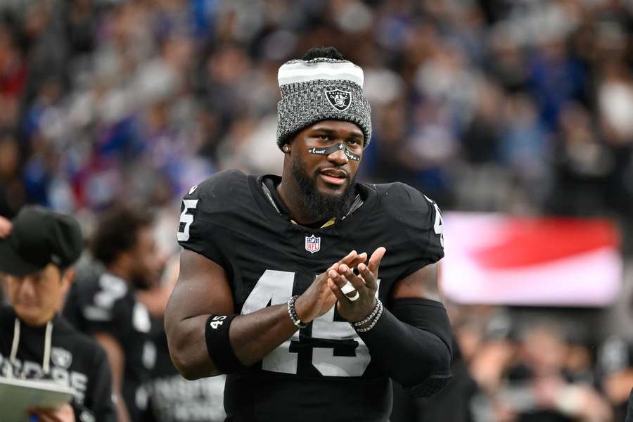Lions sign Devin White
