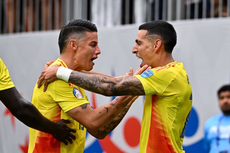 James Rodriguez set up both goals for Colombia vs Paraguay