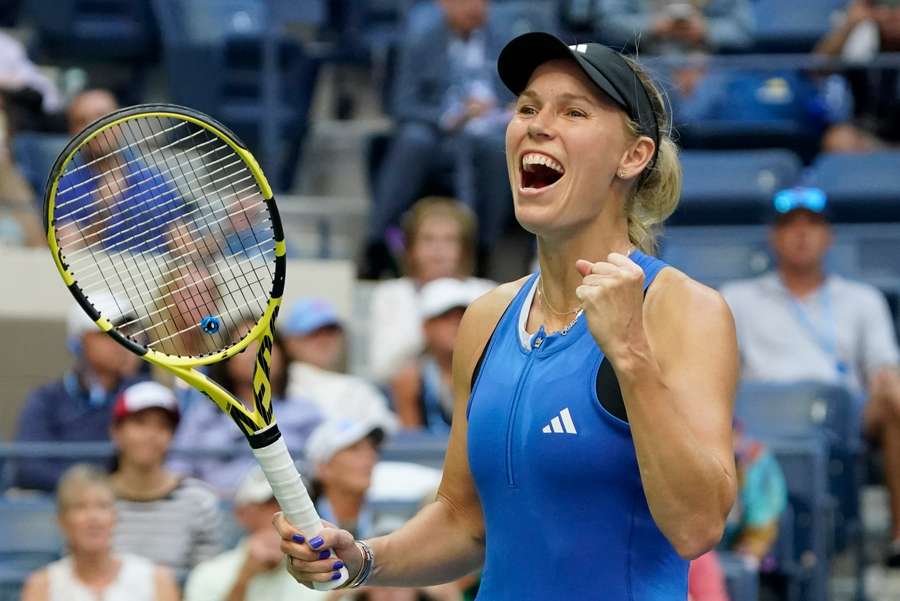 Wozniacki møder Gauff på verdens største tennis-stadion søndag aften Wozniacki møder Gauff på verdens største tennis-stadion søndag aften