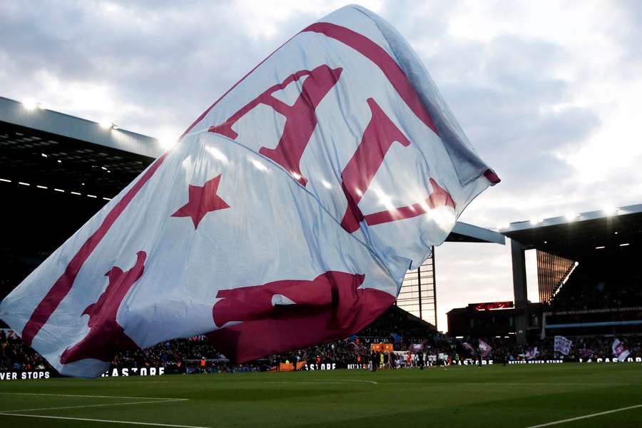 El Aston Villa está en disposición de jugar la Liga de Campeones la próxima temporada.