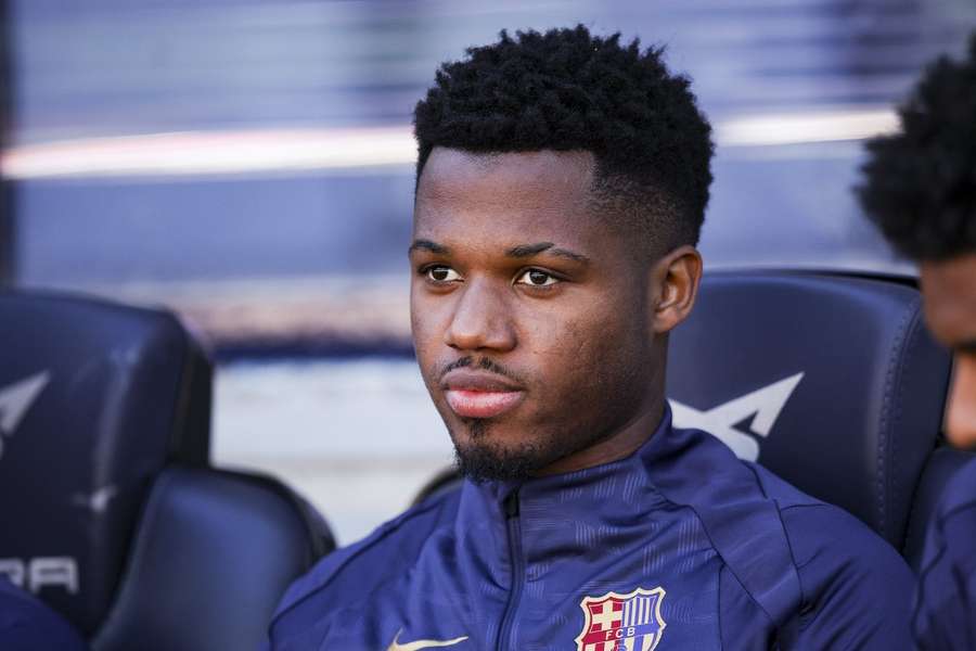 Fati v Barcelone rozhodne nežiari.
