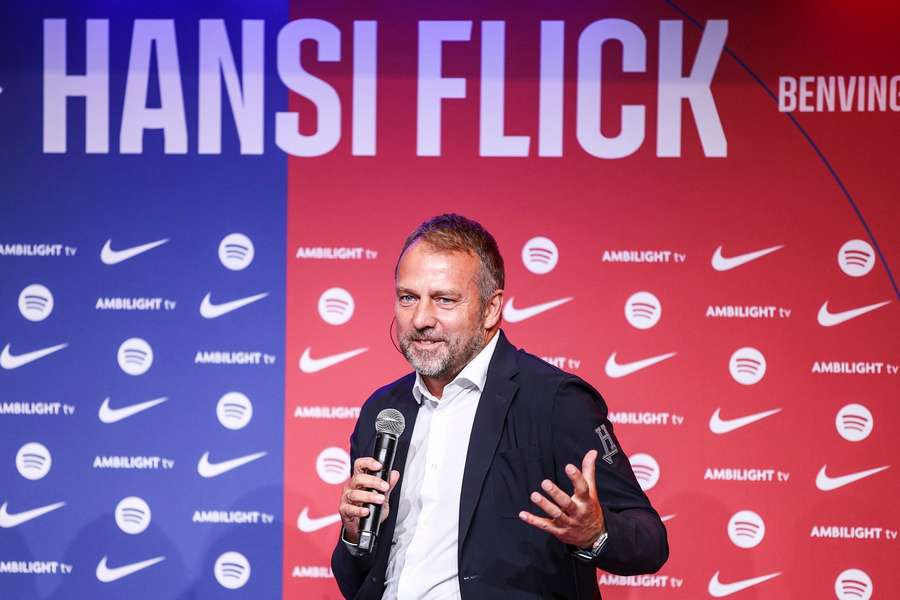Flick został oficjalnie zaprezentowany jako nowy trener Barcelony.