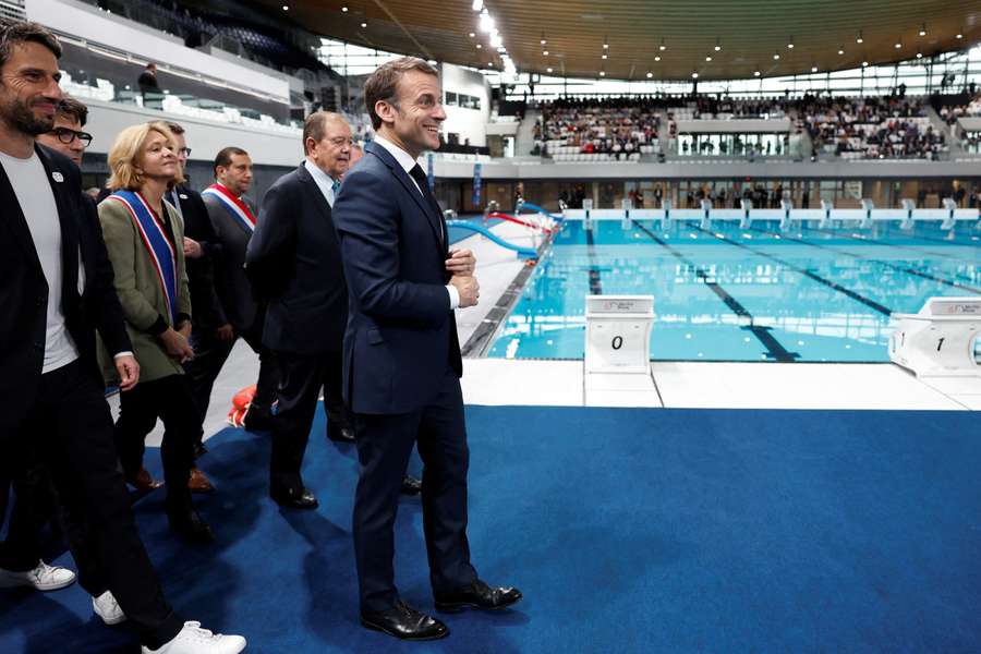 Macron na inauguração do Centro Aquático para os Jogos Olímpicos