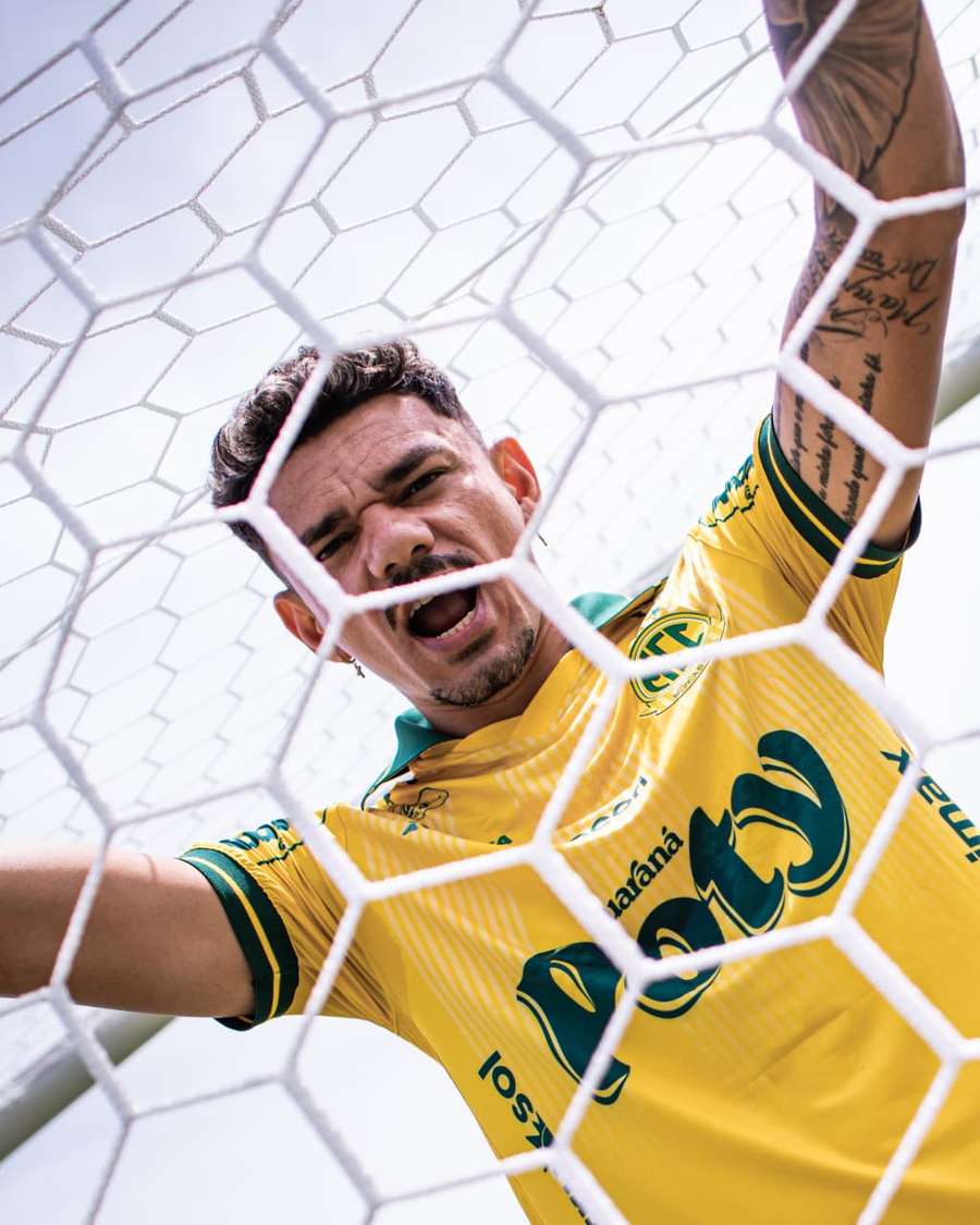 Tiquinho chega para tentar ser homem-gol do Mirassol Tiquinho chega para tentar ser homem-gol do Mirassol