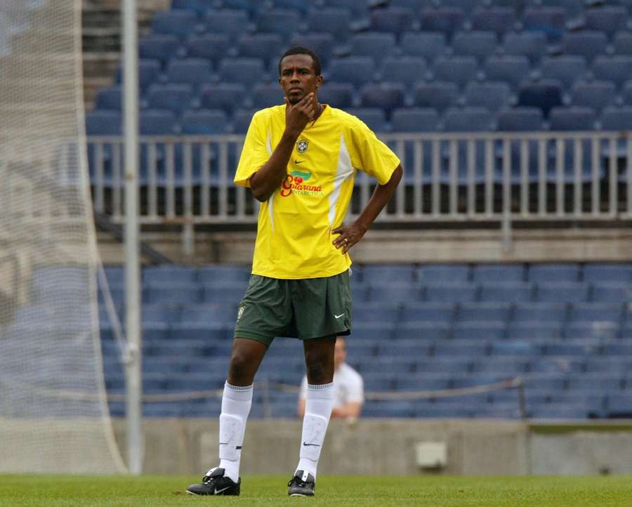 Roque Jr. a été un élément clé du titre de la Seleção en 2002 Roque Jr. a été un élément clé du titre de la Seleção en 2002