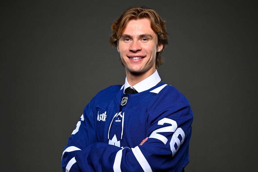 McKenna v drese Toronta. McKenna v drese Toronta.