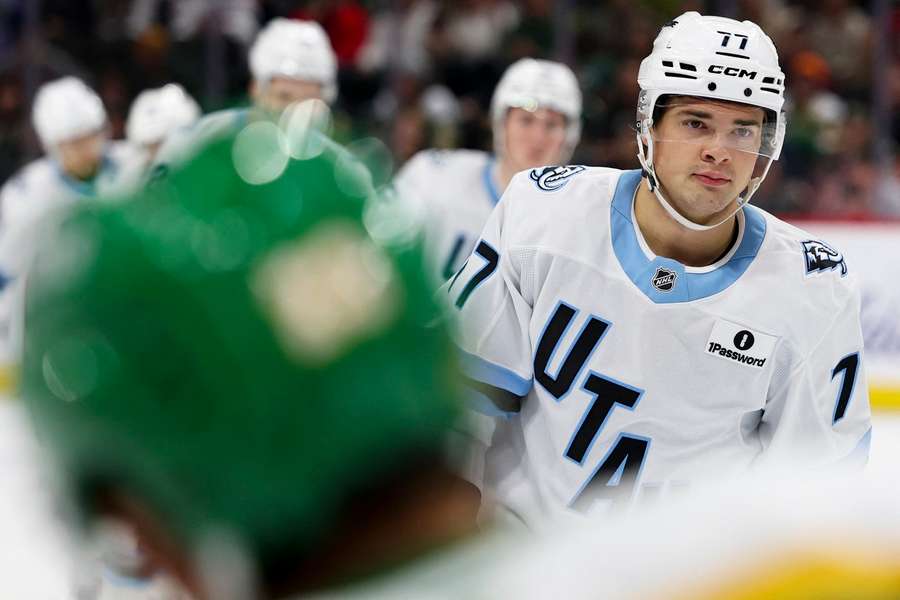 John-Jason Peterka (r.) John-Jason Peterka (r.)