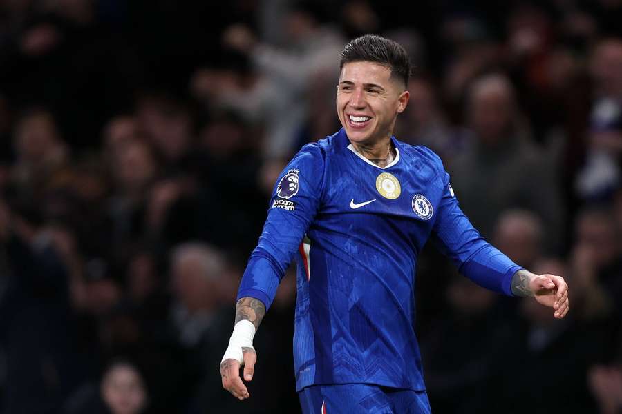 Enzo Fernández trocou o Benfica pelo Chelsea por 121 milhões de euros