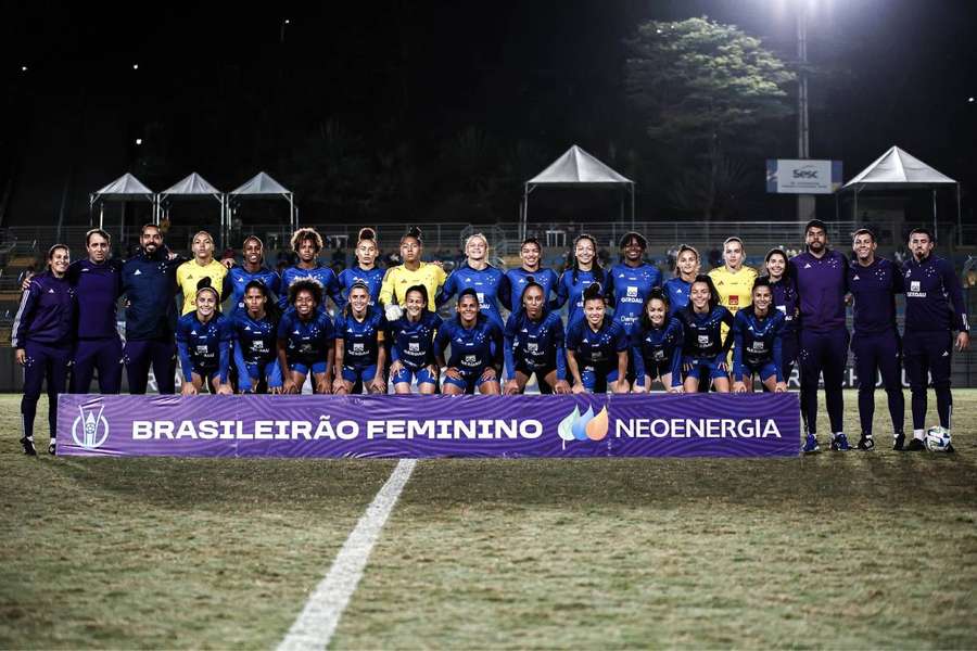 Jogadoras e comissão técnica do Cruzeiro feminino ainda em duelo pela 14ª rodada da primeira fase do Brasileirão