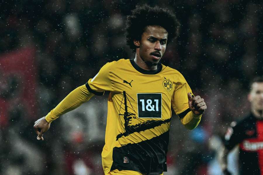 Karim Adeyemi podstoupí zdravotní prohlídku v Barceloně. Karim Adeyemi podstoupí zdravotní prohlídku v Barceloně.