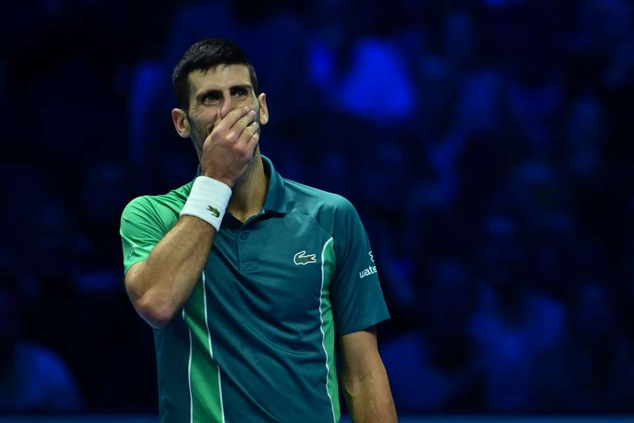ATP Finals: Djokovic faz história ao vencer torneio pela sétima vez com duplo 6-3 sobre Sinner