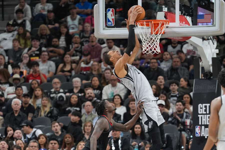 Wembanyama cette nuit.