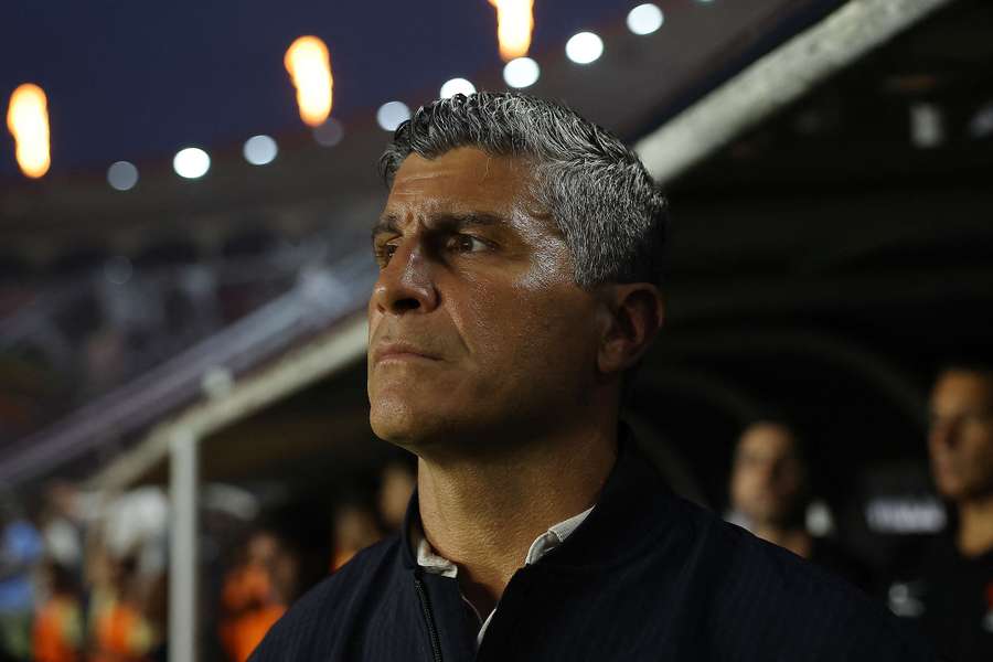 Pedro Emanuel pode levar o Vasco à primeira final continental em 26 anos Pedro Emanuel pode levar o Vasco à primeira final continental em 26 anos