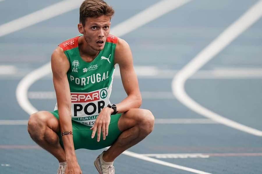 José Carlos Pinto fixou a sua nova melhor marca em 3.31,47 minutos José Carlos Pinto fixou a sua nova melhor marca em 3.31,47 minutos