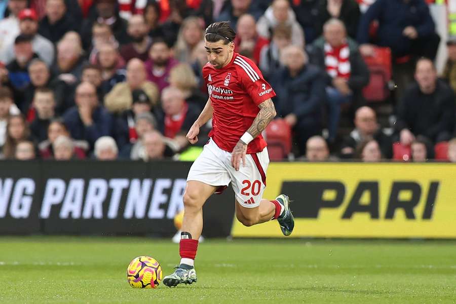 Jota Silva ao serviço do Nottingham Forest