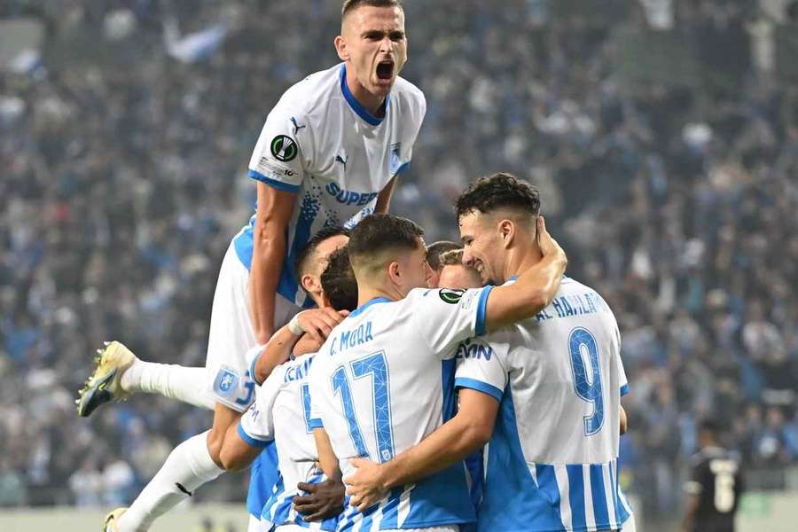 A festa dos jogadores do Universitatea Craiova