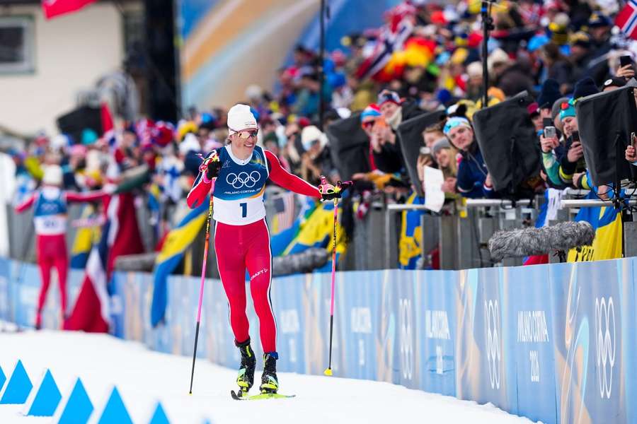 Klaebo dominou por completo a final e venceu em 3.39,74 minutos